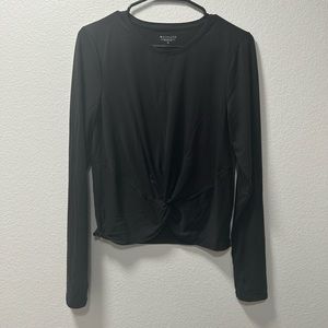 Long sleeve crop